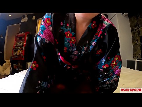 ❤️ Neska cosplay gazteak sexua orgasma arte maite du zaldizko emakume baten zorrotada batekin eta putzarekin. Japoniako jantzi tradizionalarekin, puxi iletsua eta titi ederrak dituen neska asiarra, afizionatuen bideoan, jostailu putzekin masturbazioa erakusten duena. Sakura 3 OSAKAPORN. Porno pornoan eu.pornovore.ru ❌❤